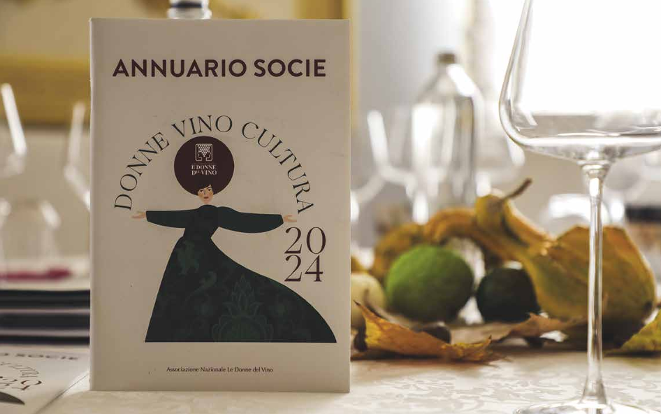 Un simposio delle  DONNE DEL VINO pubblica l'immagine